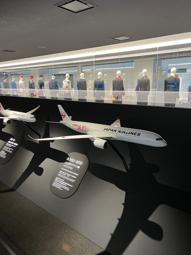 JAL Sky Museum A350模型